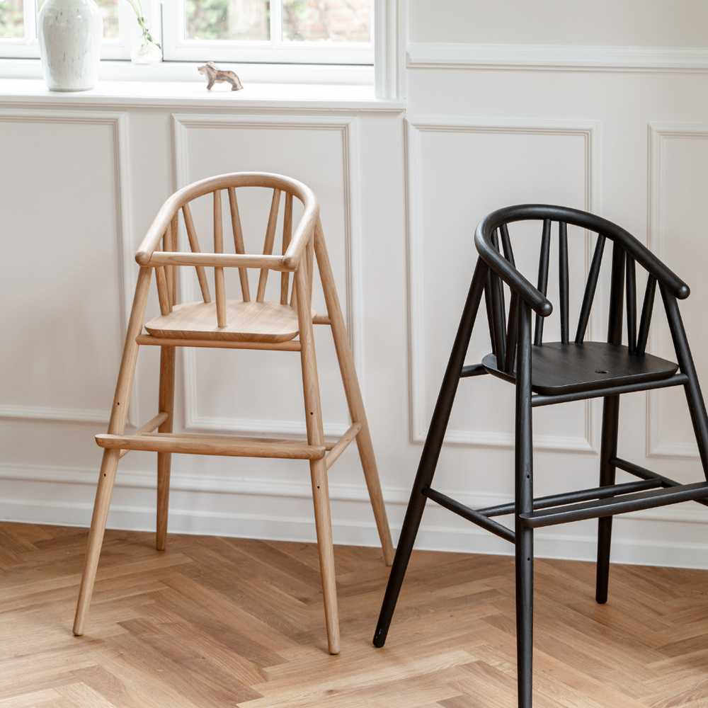 Saga High Chair - Oak
