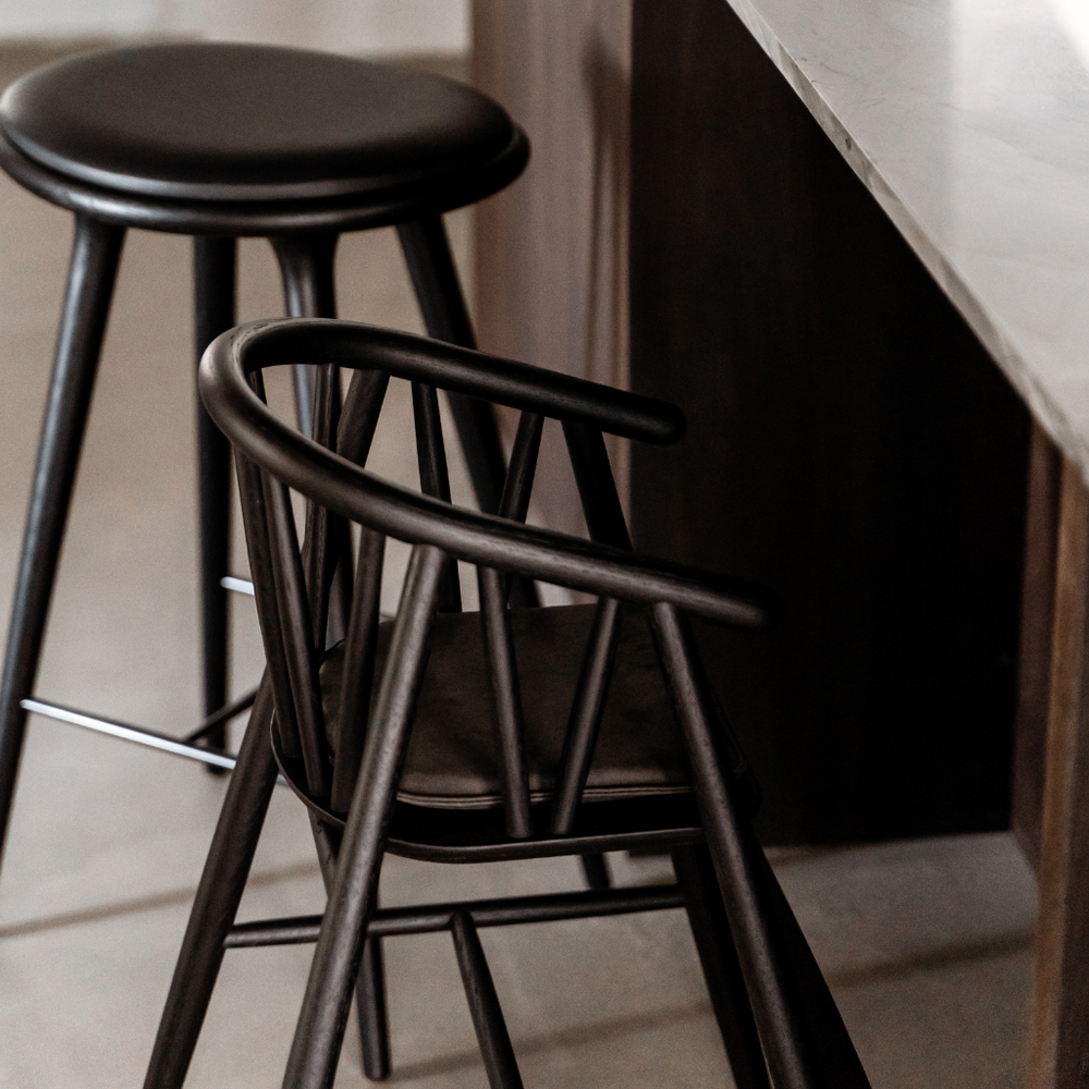 Saga High Chair - Black