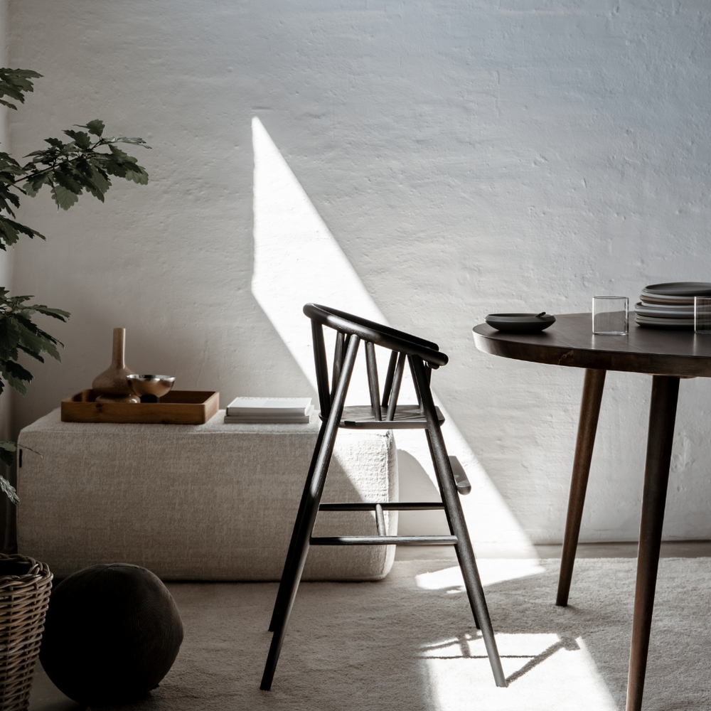 Saga High Chair - Black
