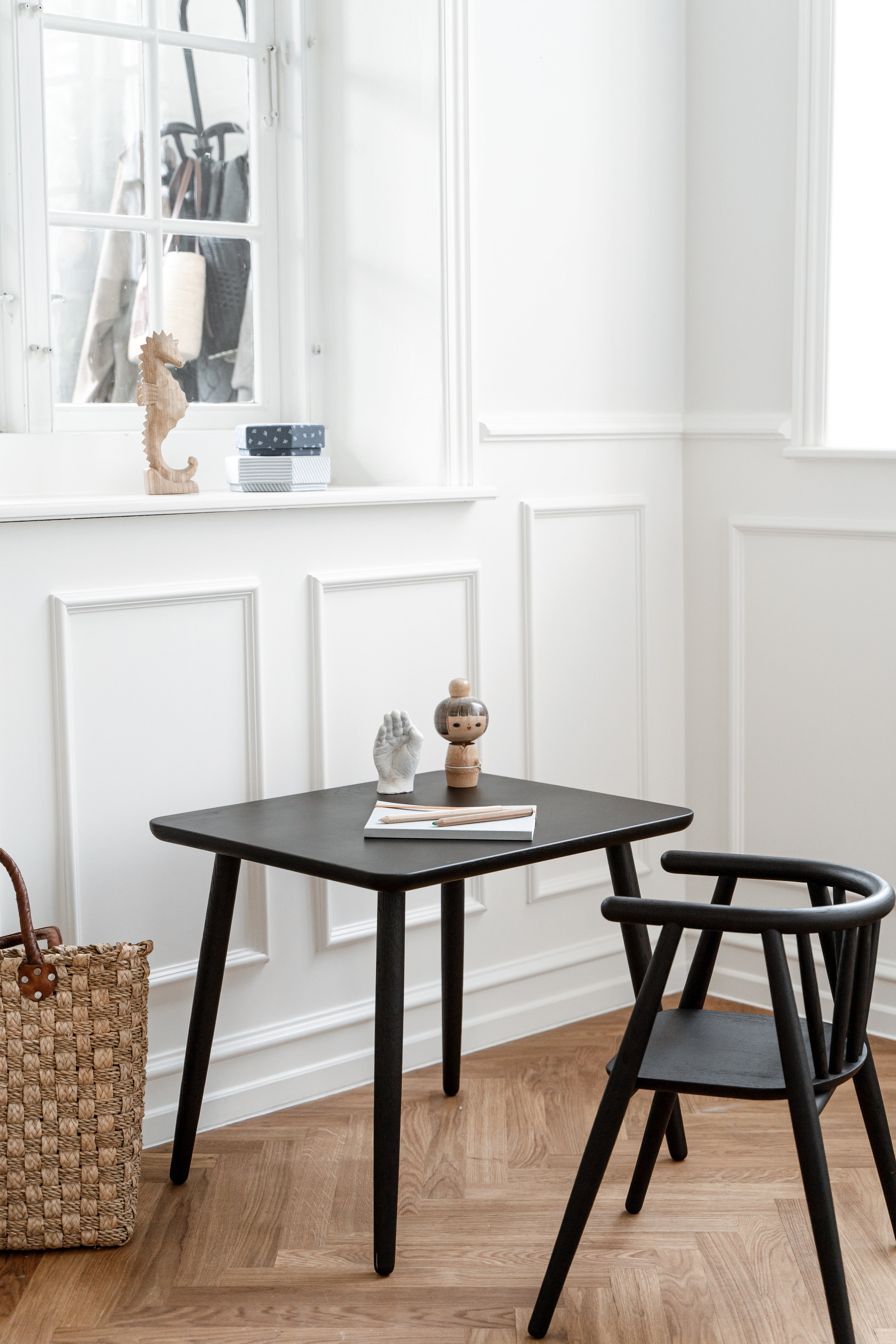 Asta Table - Black