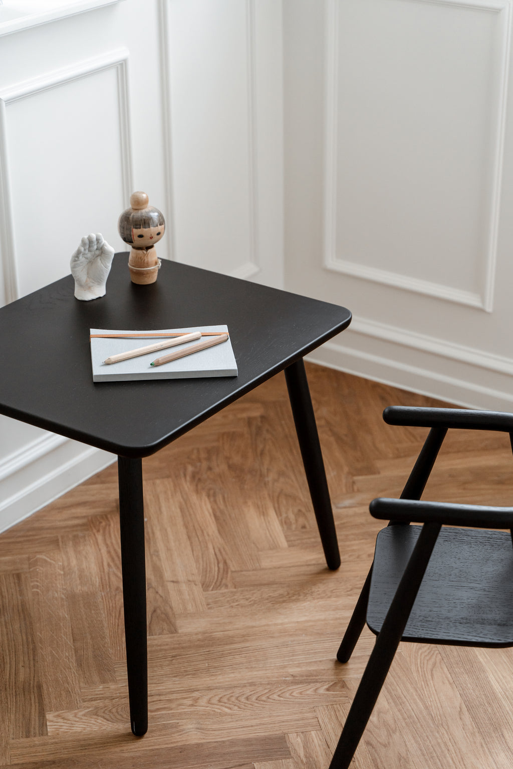 Asta Table - Black