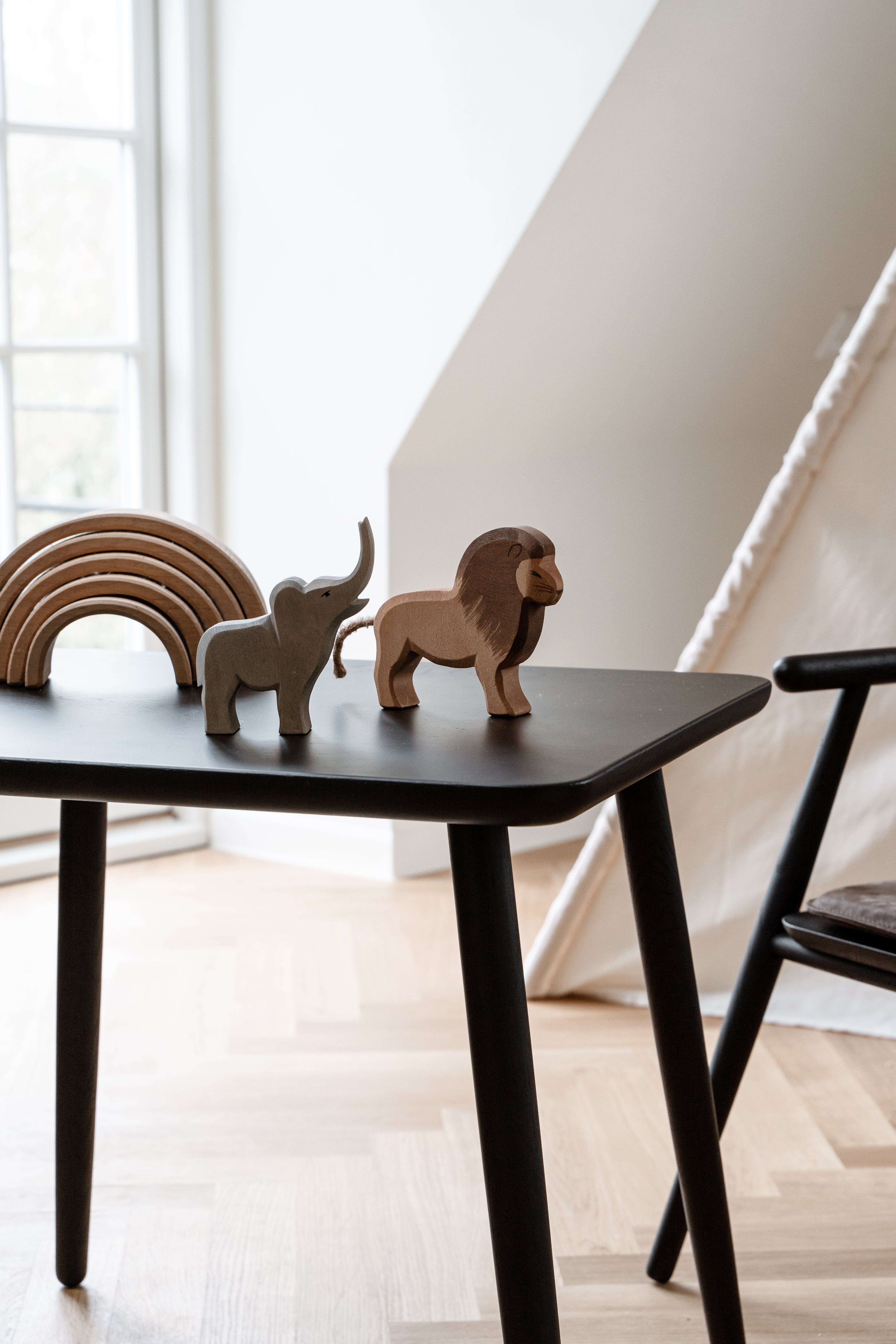 Asta Table - Smoked Oak
