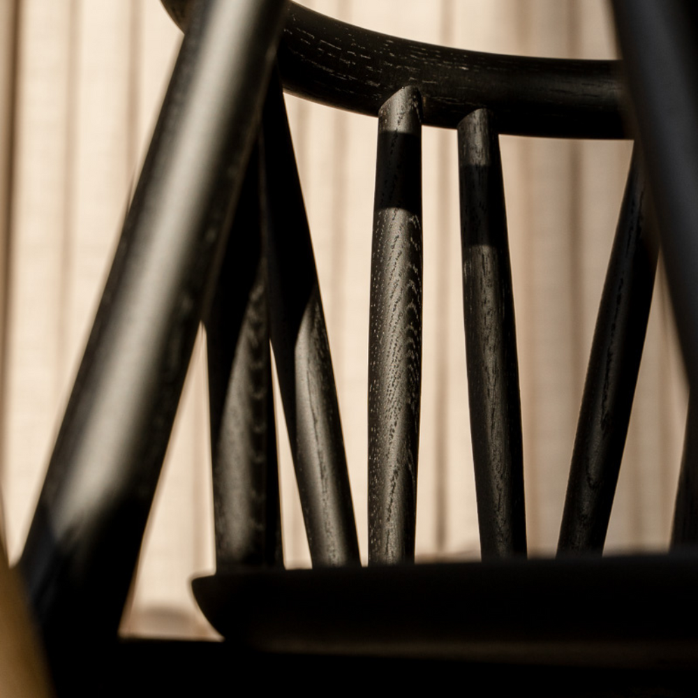 Storm Chair - Black