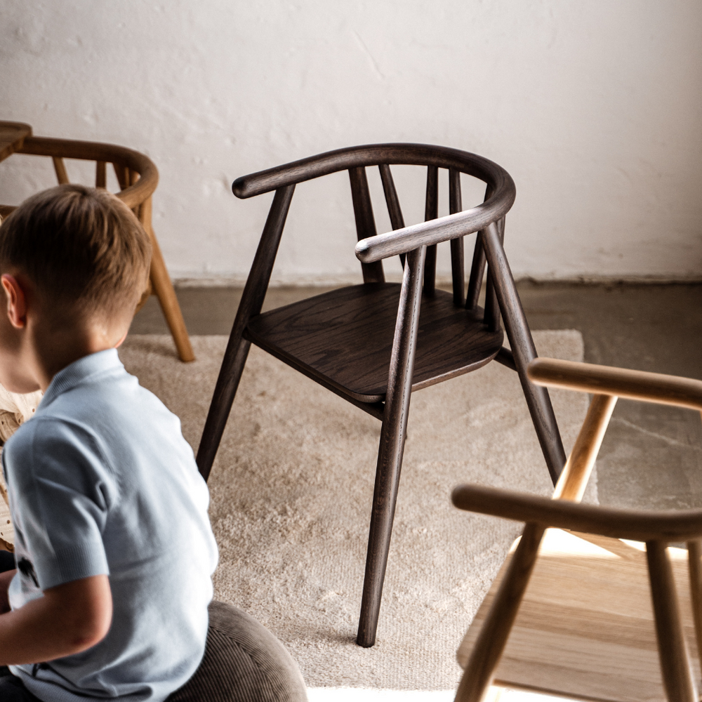 Storm Chair - Smoked Oak